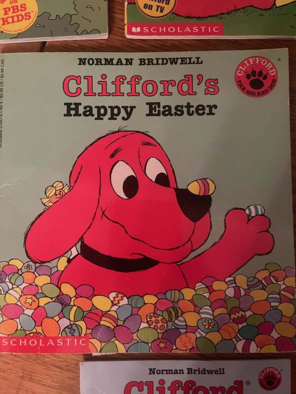 Lot of Books | Children's Classics Clifford, Berenstain Bears, and more - Image 17