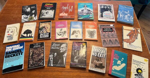 LOT of Books: CLASSIC SCRIPTS