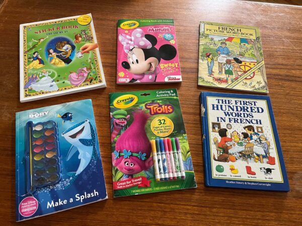 LOT of Books: DISNEY CRAFTS AND LEARN TO READ FRENCH