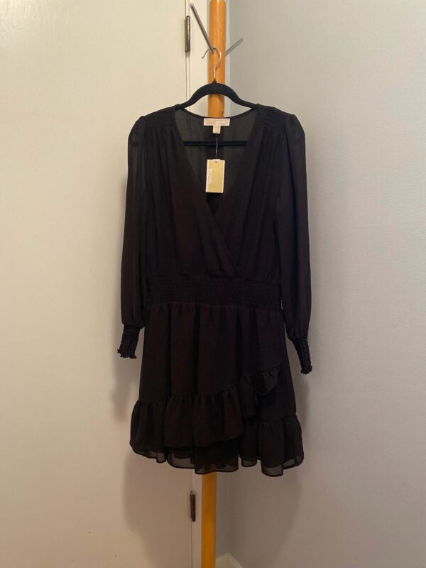 Michael for Michael Kors Long Sleeve V-Neck Ruffle Dress | Size P/L