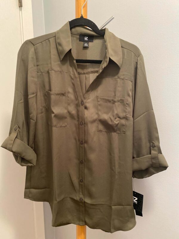 Olive 3/4 Length Sleeve Button Down Shirt | Size XL