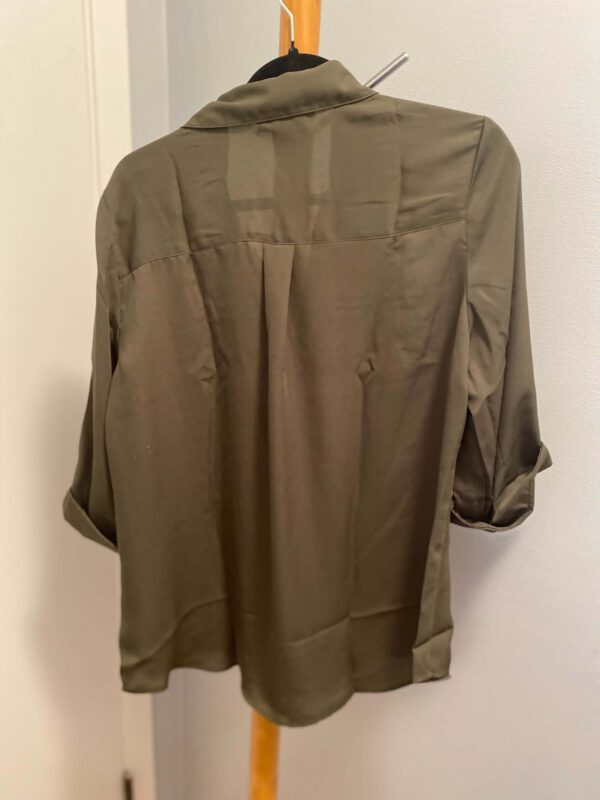 Olive 3/4 Length Sleeve Button Down Shirt | Size XL - Image 4