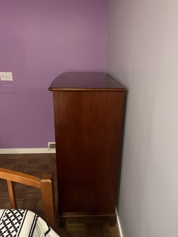 6 drawer dresser with cupboard (tall) - Image 4