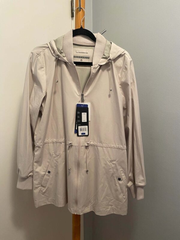 Windbreaker By Bernardo Size L