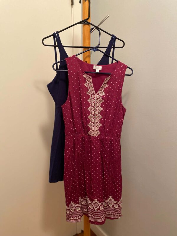 Lots of 2 Sleeveless Dresses Size M/L