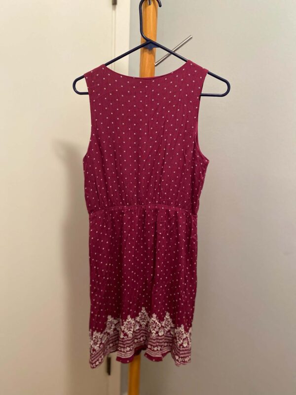 Lots of 2 Sleeveless Dresses Size M/L - Image 5