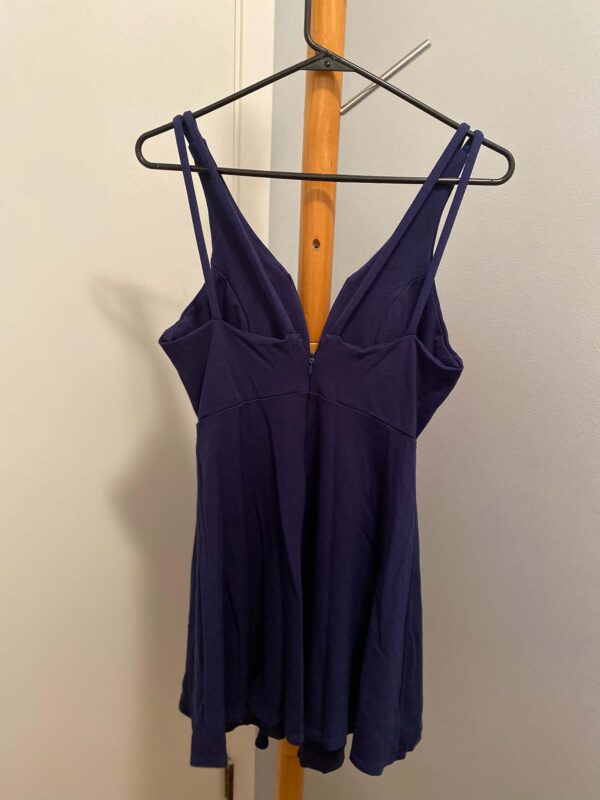 Lots of 2 Sleeveless Dresses Size M/L - Image 2